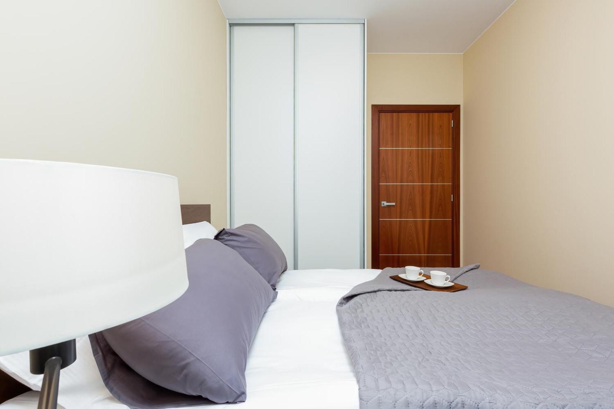 Royal City Center Mennica Residence By Noclegi Renters 华沙 外观 照片